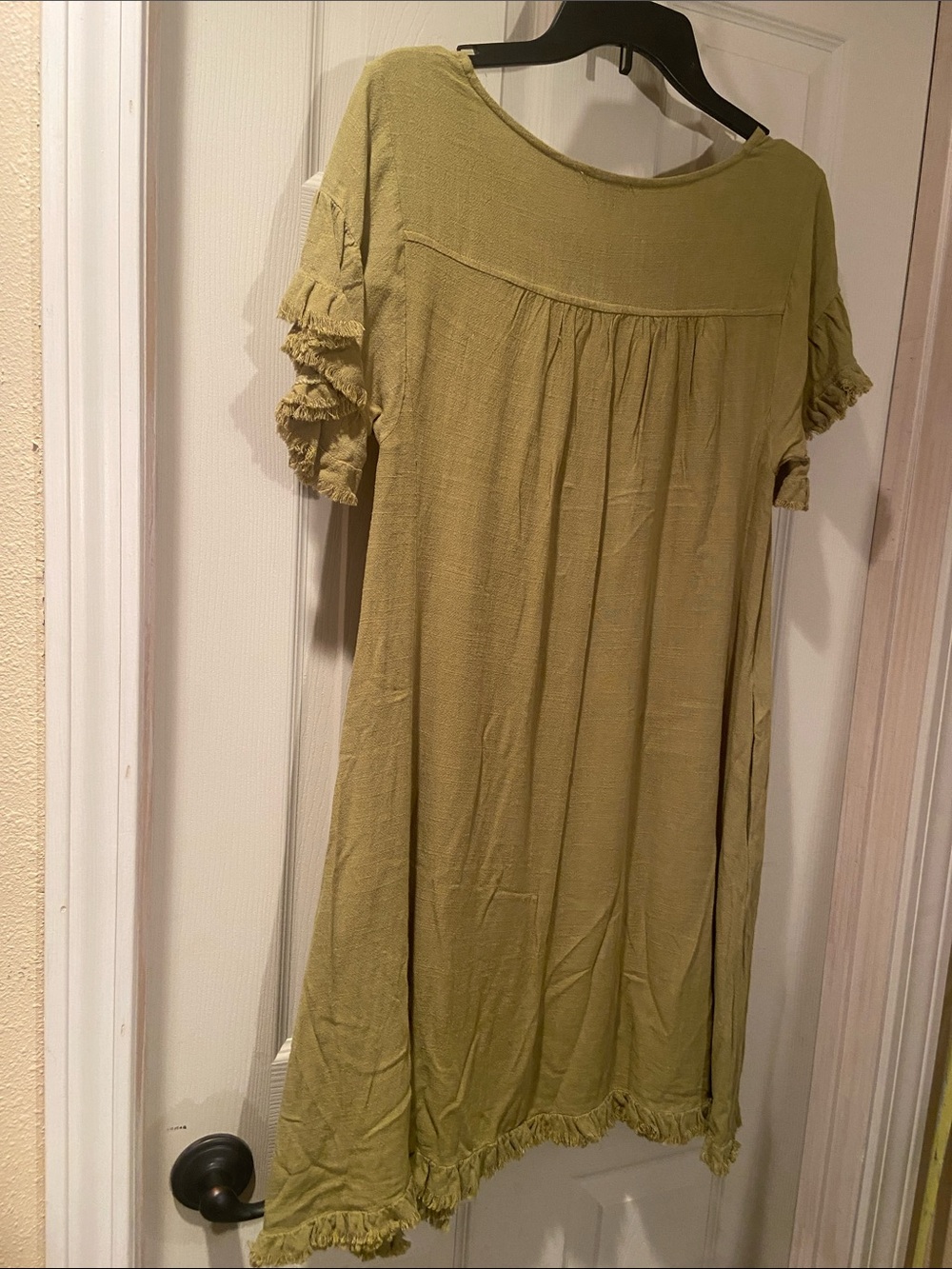 Umgee- Women’s Olive casual dress with pockets. - Picture 4 of 8